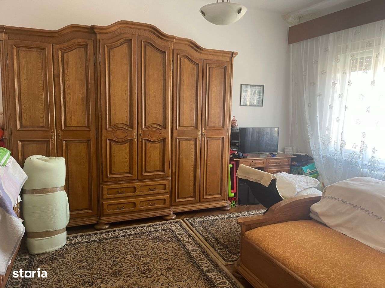 Apartament 4 camere,,cu garaj,Zona Centrala - Imagine principală: 3/8