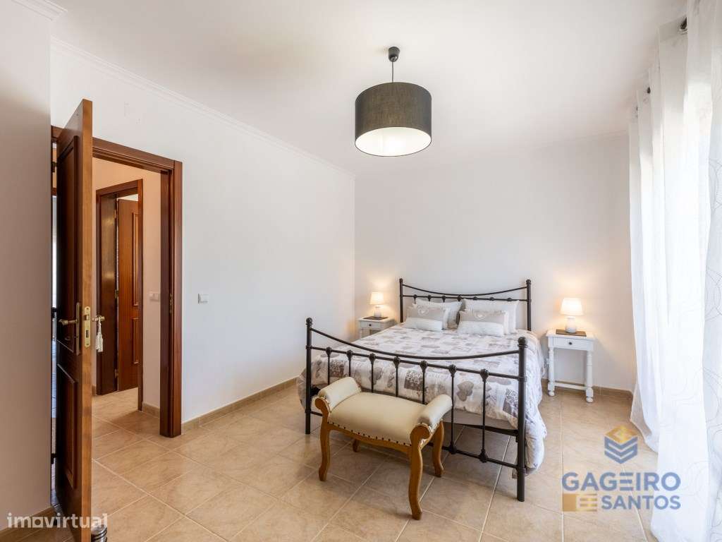 Moradia T3 em condomínio com terreno em Famalicão, Nazaré-21
