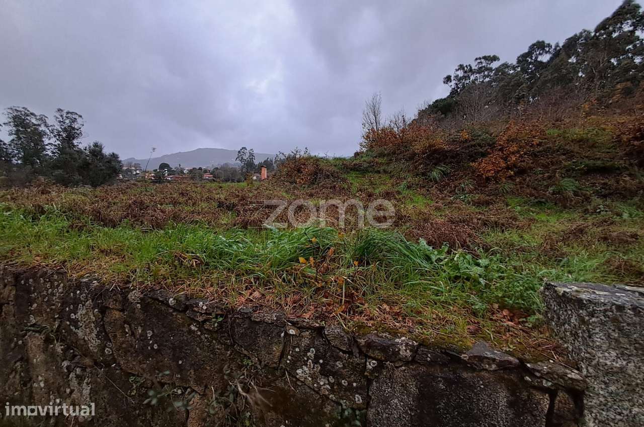 Lote com 1300m2 com projeto aprovado para moradia individual - Grande imagem: 2/10