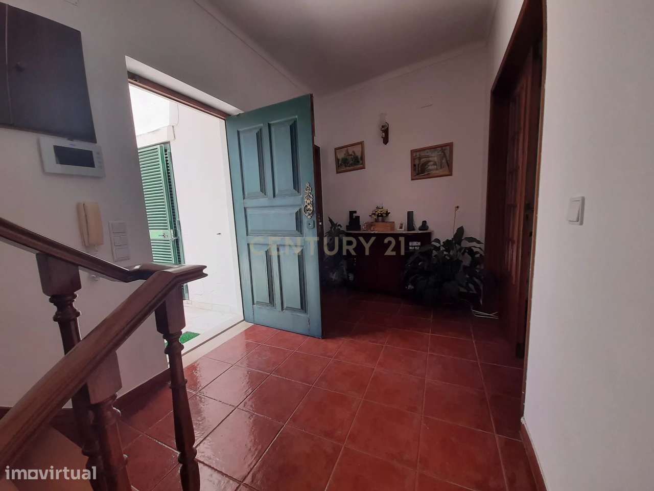 Espetacular Moradia T3 em Lousa com Garagem e Varandas-18