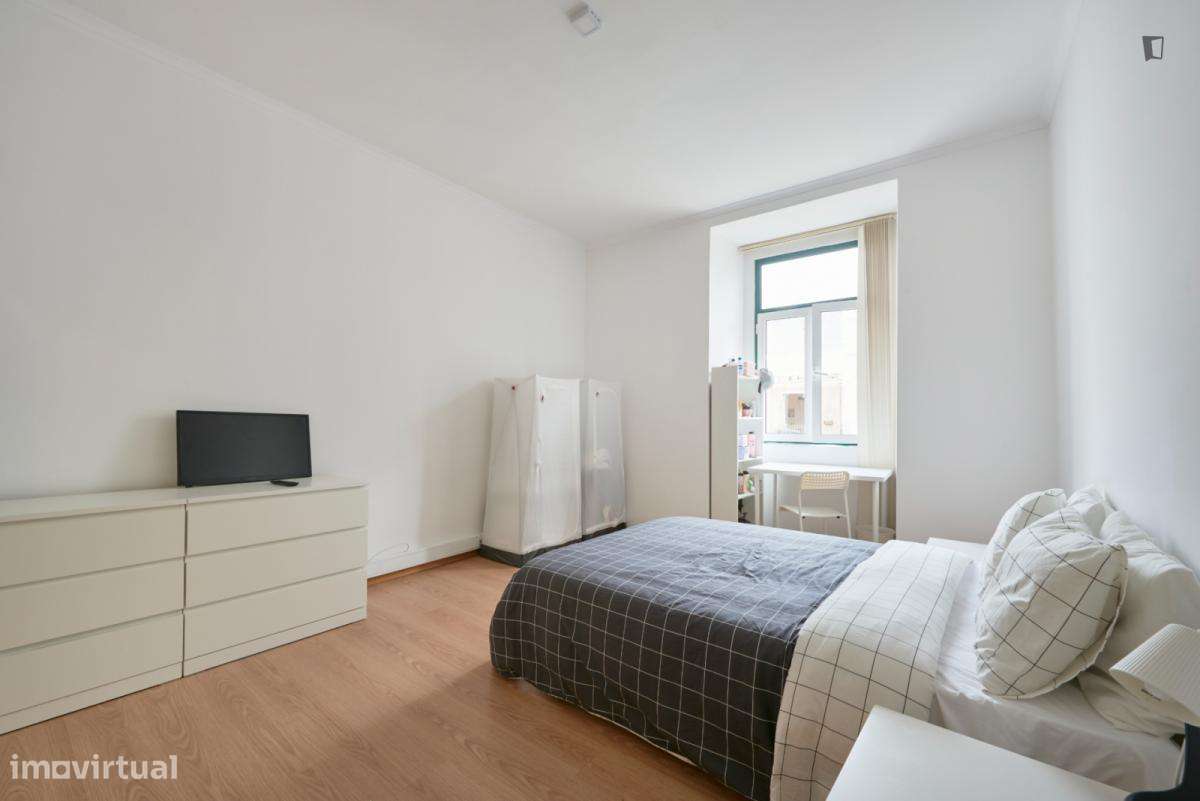 Quarto - localizado em Entrecampos Lisbon - Grande imagem: 2/9