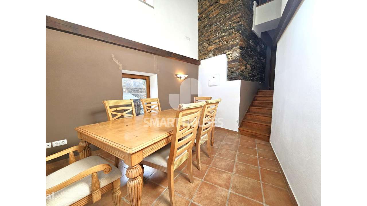 Moradia T3 Caratão c/ terreno junto rio-7