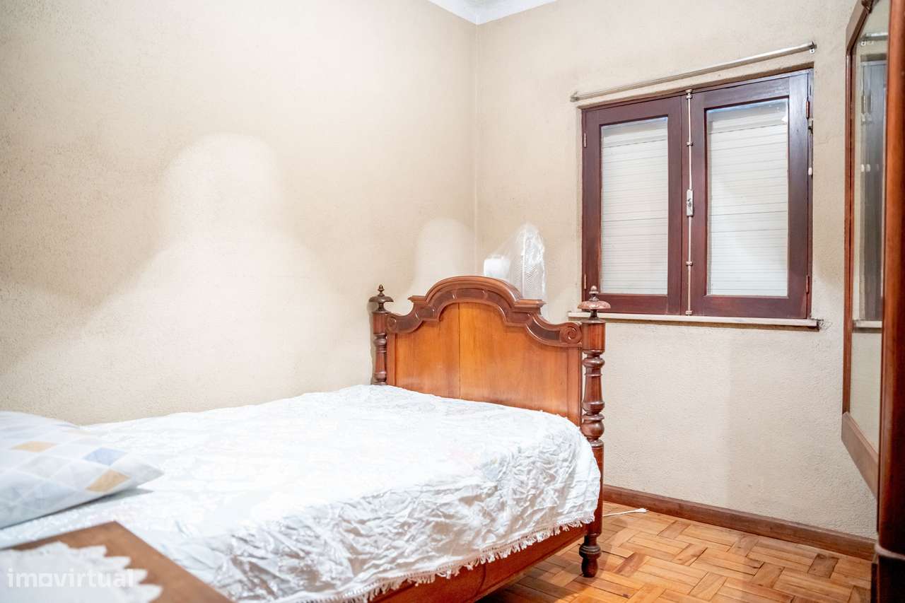 Oportunidade única: conforto, terreno e preço justo-18