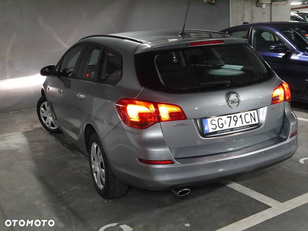 Opel Astra 1.4 Turbo Sport - 24