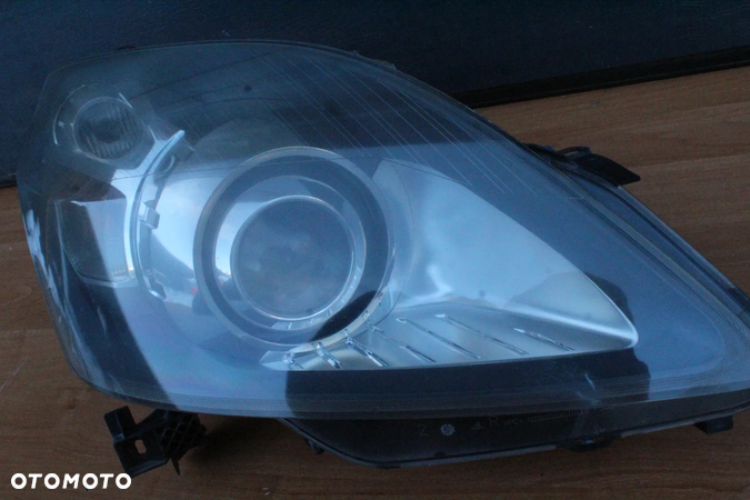 LAMPA PRAWY PRZÓD PRAWA PRZEDNIA BI-XENON OPEL ZAFIRA B EUROPA BARDZO ŁADNA 0301214282 13252471 - 10