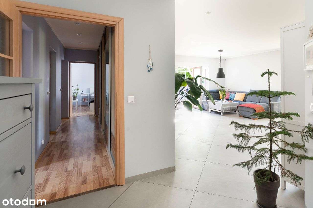 Podmiejski komfort-wygodny parterowy dom z ogrodem-5