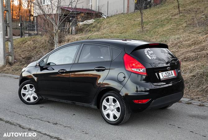 Ford Fiesta - 4