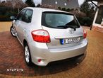 Toyota Auris 1.6 Premium - 15