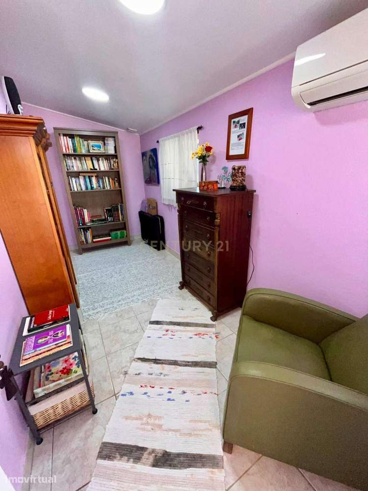 Moradia T2+2 Térrea com Piscina, Anexo de 50 m² e Lote de 1.690 m²-30