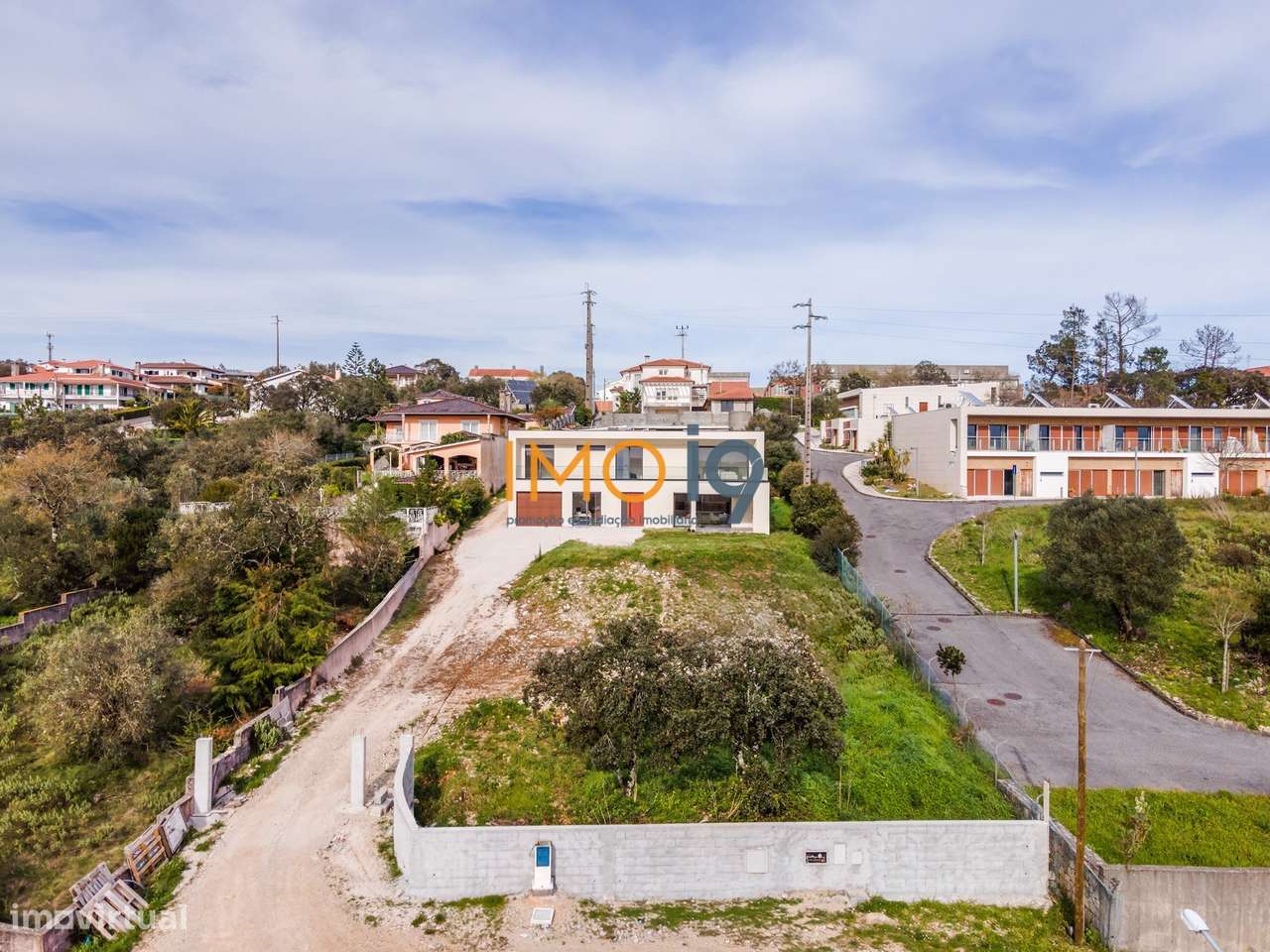 Moradia T4 com Vista Panorâmica em Fátima-51