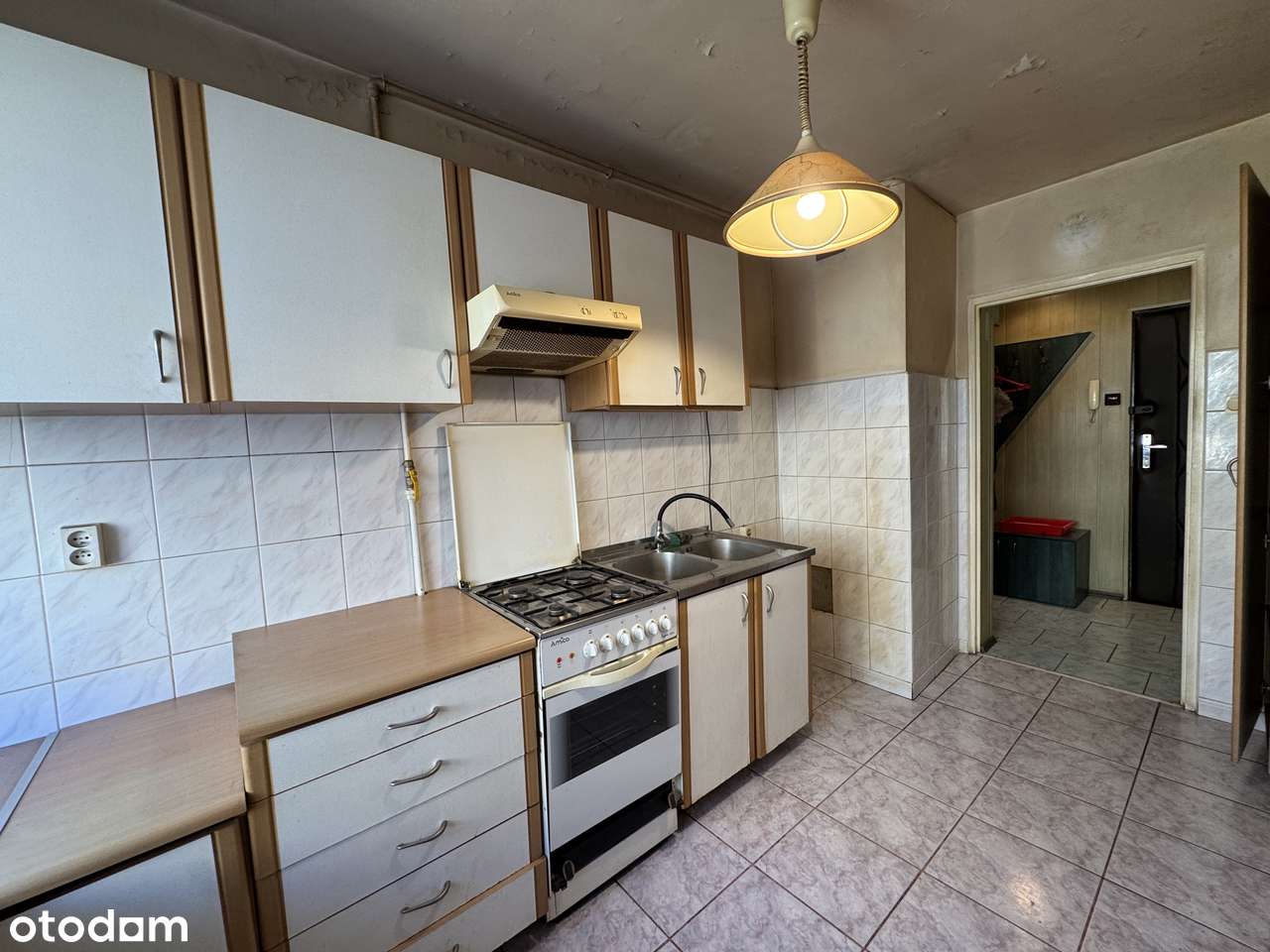 Mieszkanie 2-pokojowe z balkonem do remontu-7