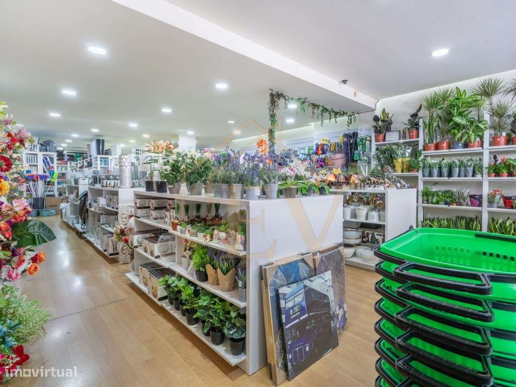 Loja para trespasse - Guimarães (Centro)-5