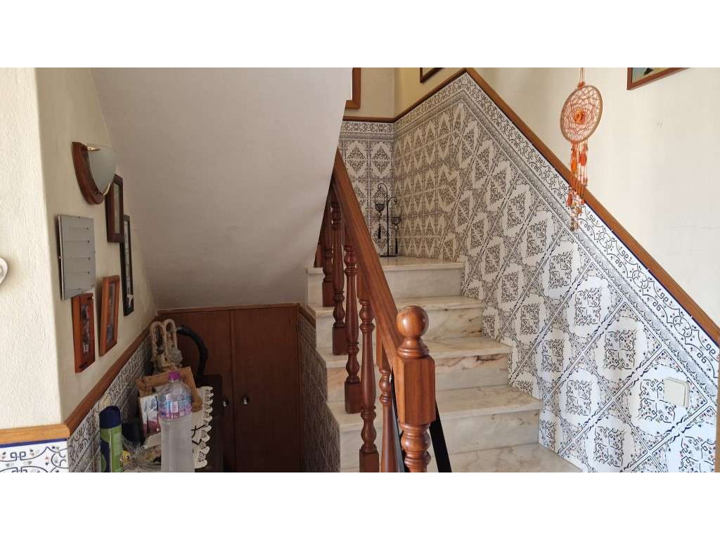 Moradia em Banda - T4 - Manteigadas-14