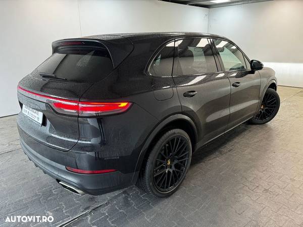 Porsche Cayenne Tiptronic S - 29