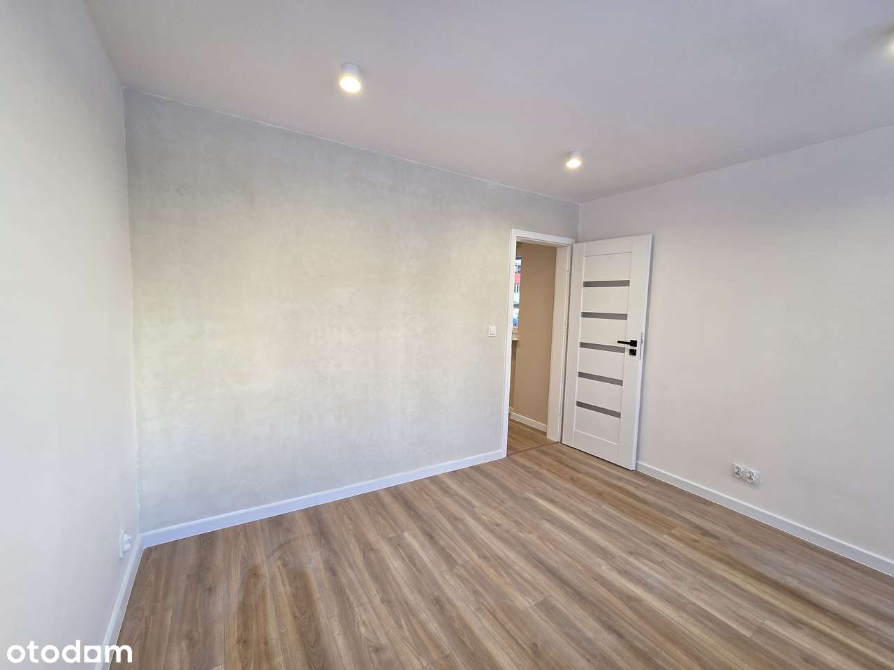 3-pokojowe na os. Tysiąclecia! Dużo zieleni! Po remoncie!-8