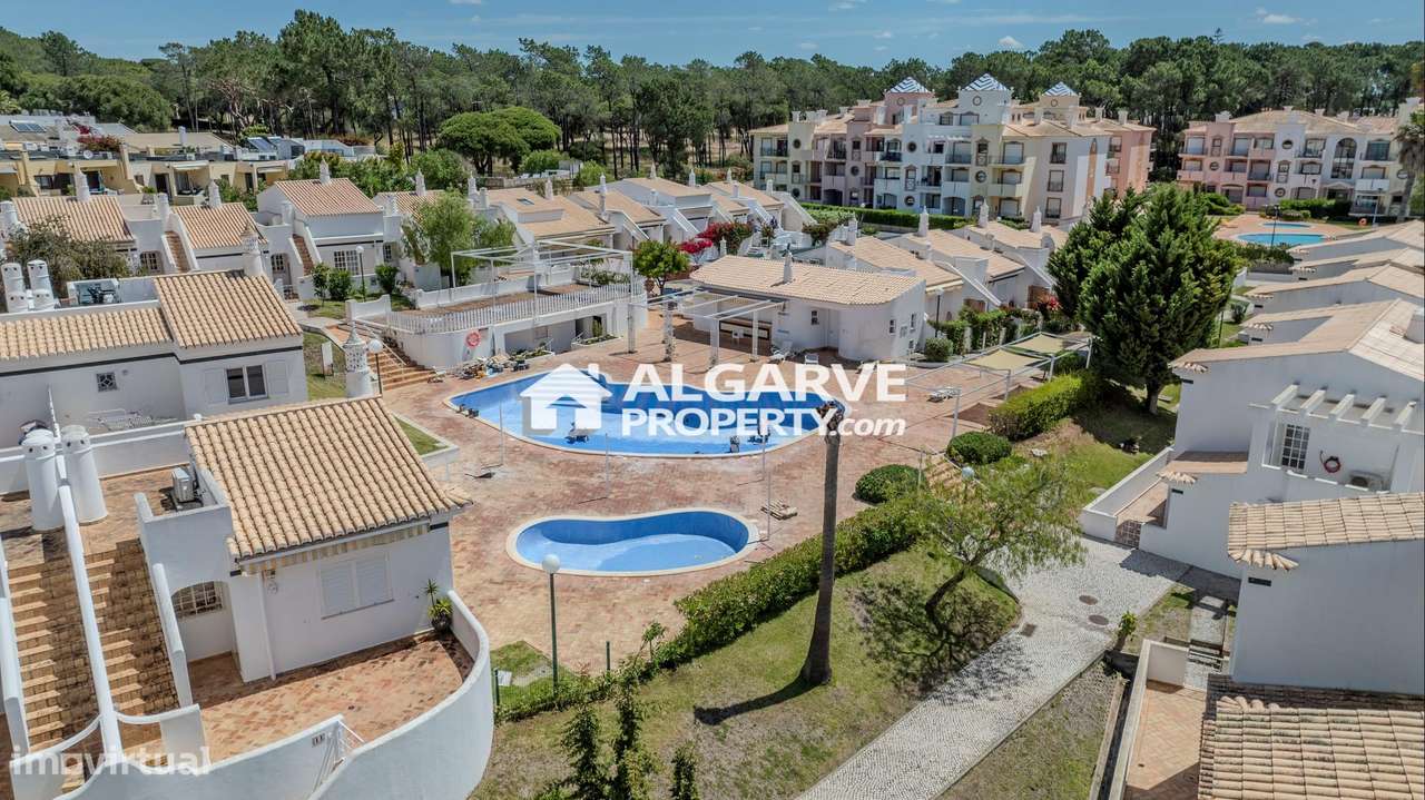Moradia V3 próximo da marina e da praia em Vilamoura, Algarve - Grande imagem: 5/26