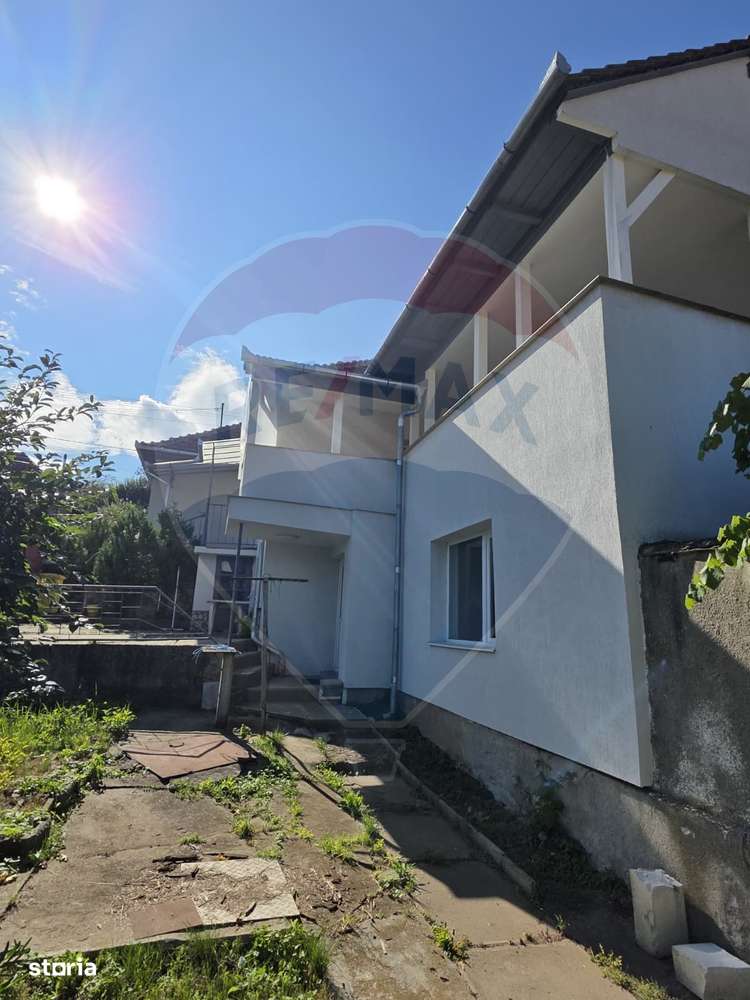 Casă / Vilă de vânzare in Medias, str. Ghioceilor - Imagine principală: 5/20