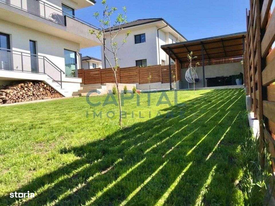 Casa superba cu panorama, cartierul nou, Dezmir - Imagine principală: 4/9