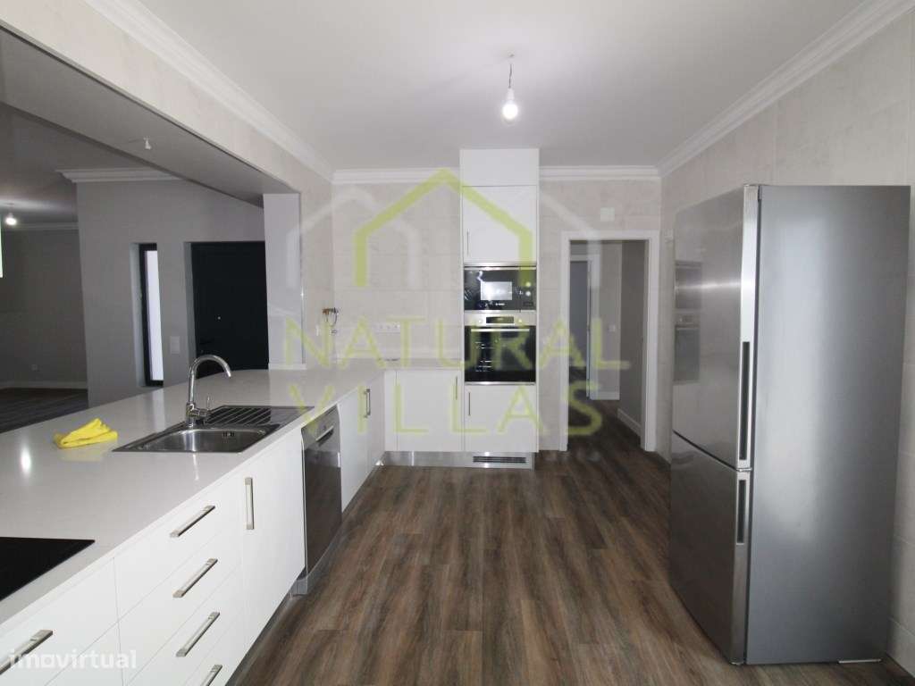 Moradia Isolada T5 Renovada com Piscina, São Brás de Alportel-4