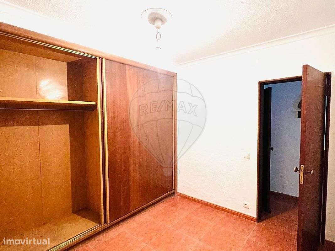 Moradia T6 para venda - Grande imagem: 4/19