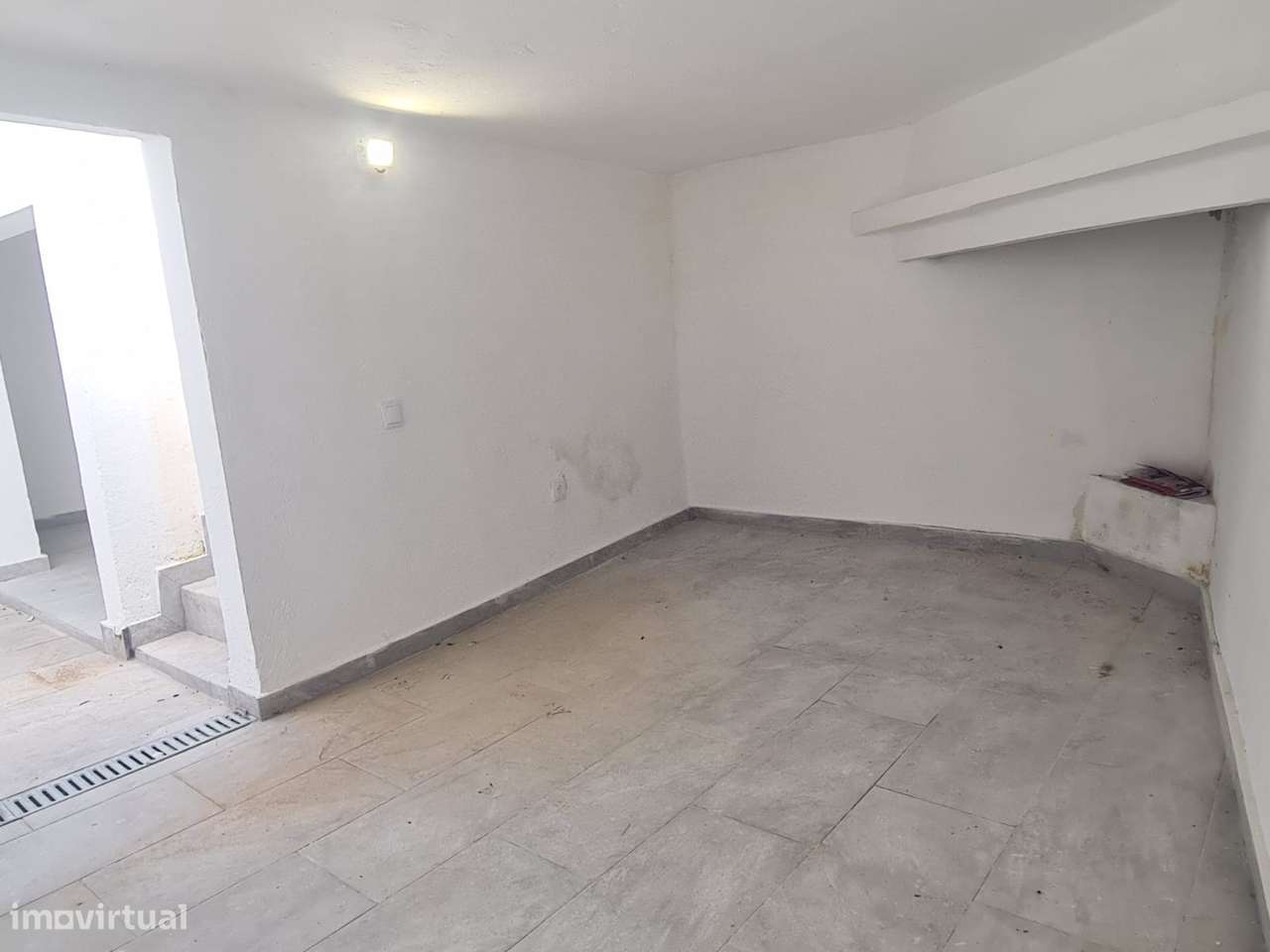 Moradia T3 Renovada Niza - Com Quintal-33