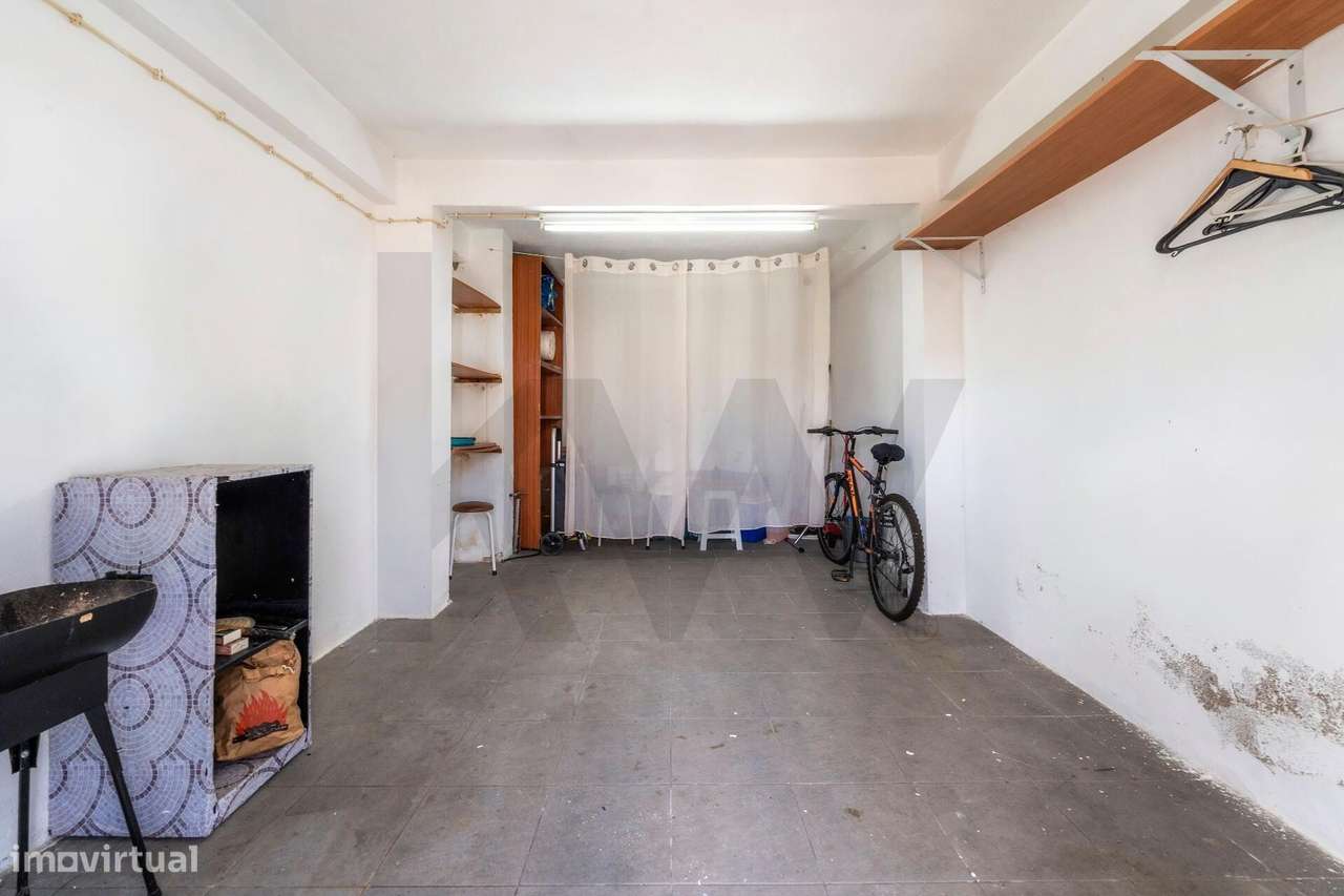 Apartamento T3 transformado em T2 em Olhão por 248.000 euros-17