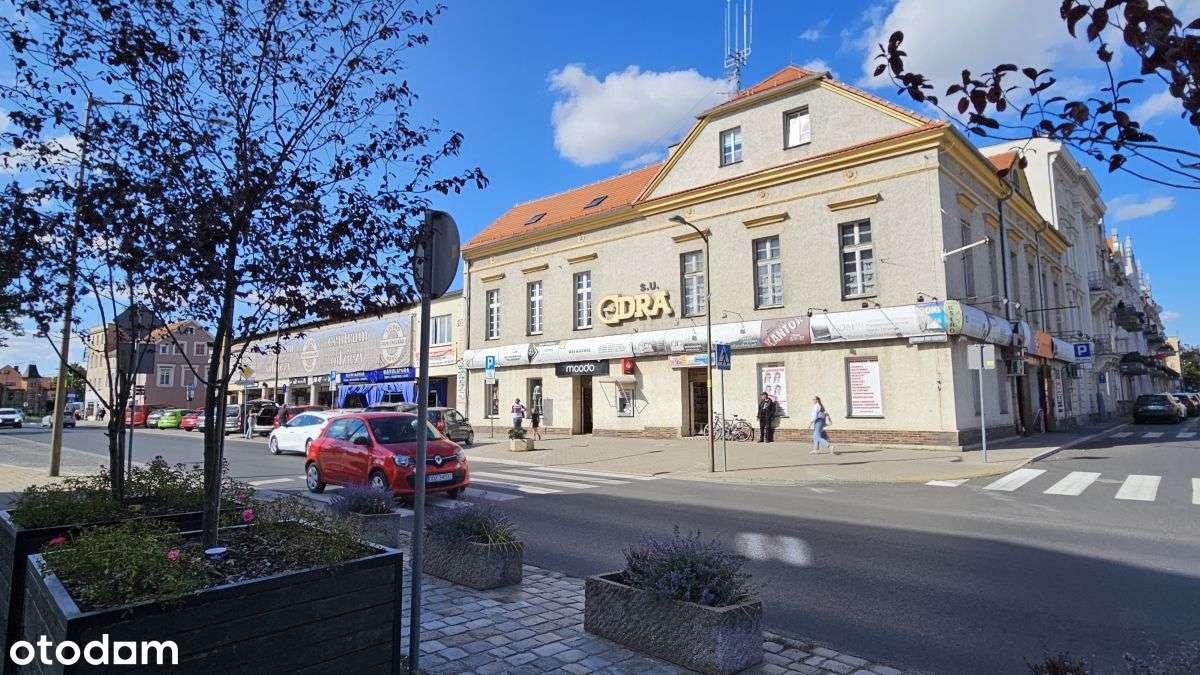 Inwestycja Dwa Budynki - jedna całość Centrum-16