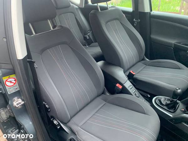 Seat Altea XL 1.6 TDI DPF CR Ecomotive Style Copa - 4