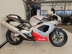 Aprilia RSV - 11