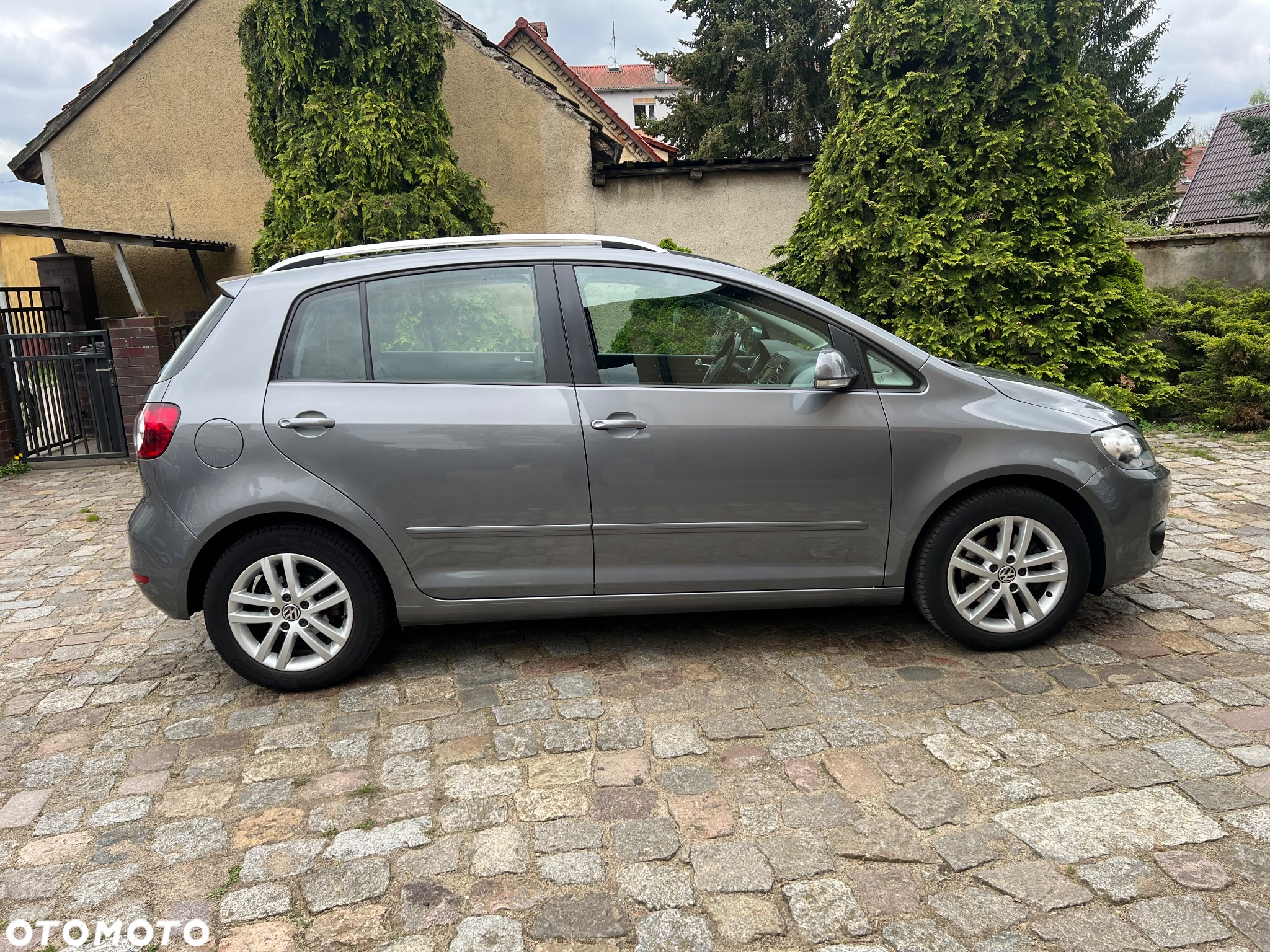 Volkswagen Golf Plus 1.6 TDI Highline DSG - 7