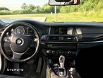BMW Seria 5 525d xDrive - 14