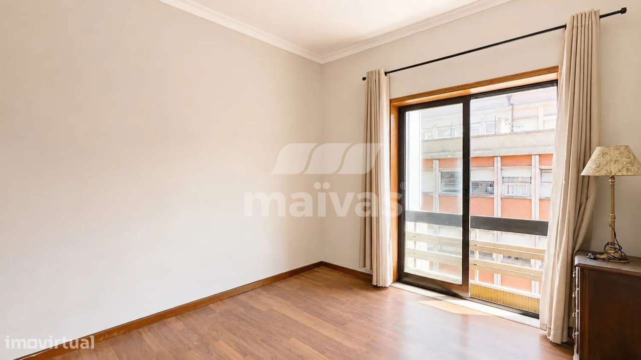 Apartamento T1 - Rua Santa Catarina, Porto-17