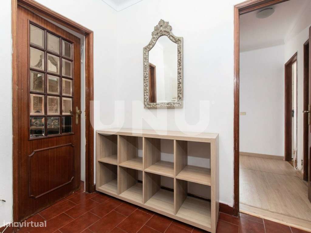 Apartamento T3 no Carregado, com parqueamento!-8