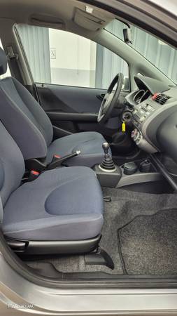 Honda Jazz 1.2 LS Cool Plus - 27