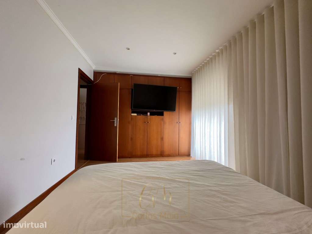 Moradia T4 com terraço, Sótão e Garagem-16