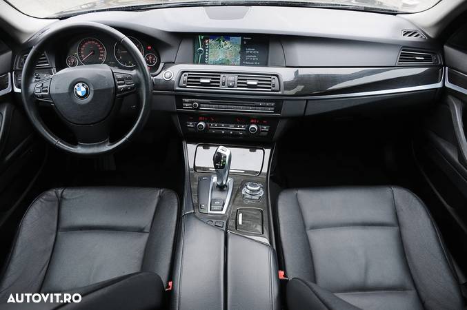 BMW Seria 5 520d Touring Aut. - 7
