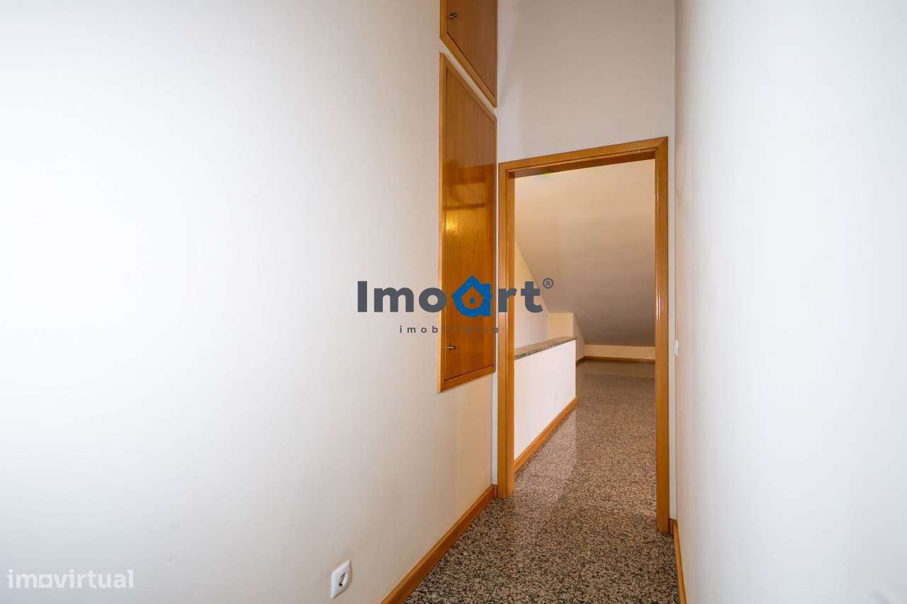 Exclusivo Andar-Moradia T3+3 com terreno de + 1.850 m², Argoncilhe --45