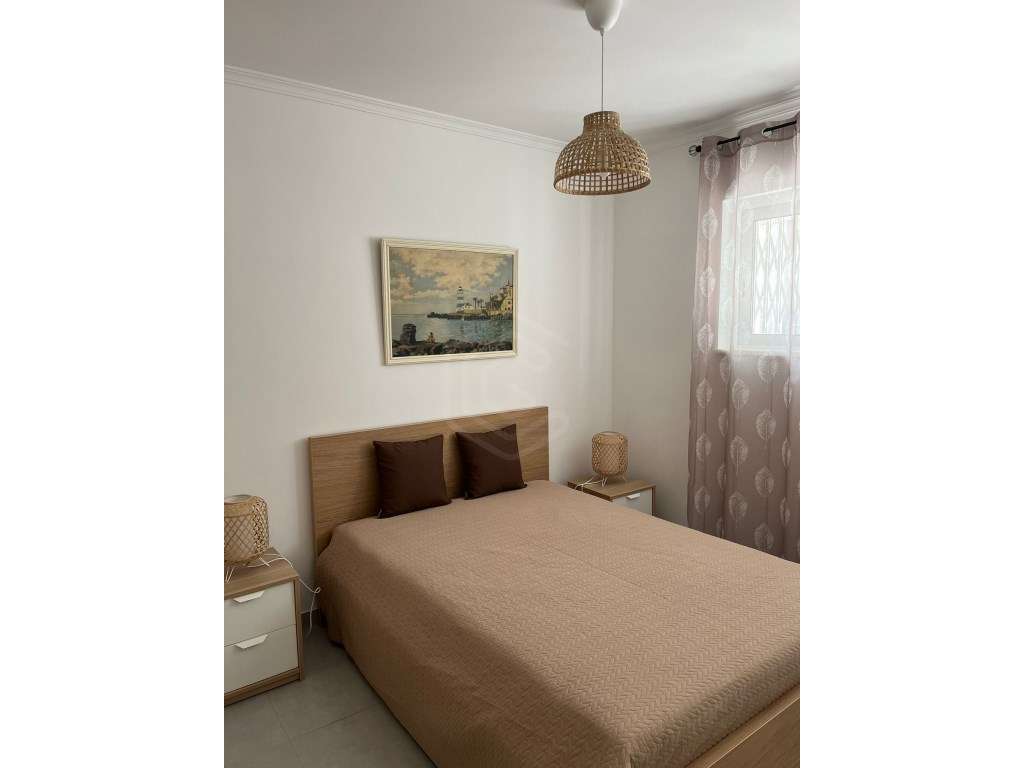 Apartamento T0+1 com localização privilegiada em Monte Gordo, Algarve - Grande imagem: 2/13