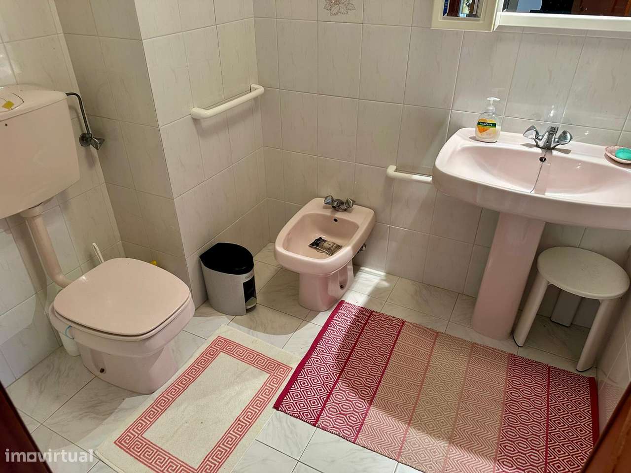 Apartamento T2 + 1-18