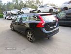 VOLVO V60 2.0 D3 (163Cv) 2011 - Peças Usadas (7605) - 3