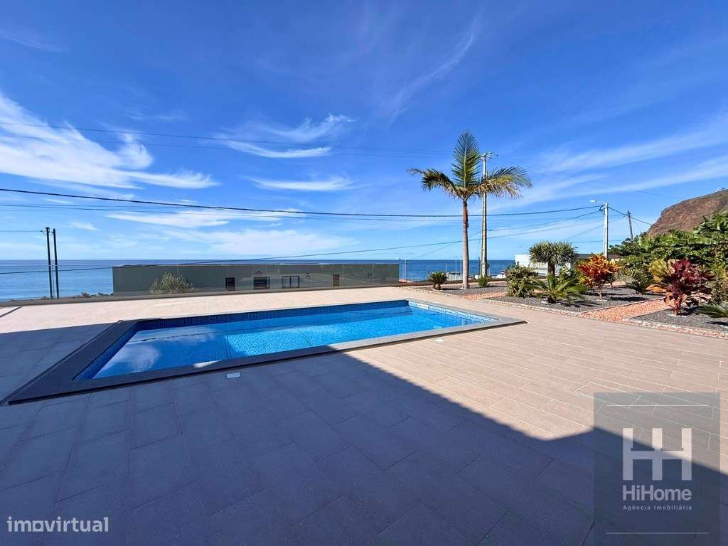 Moradia T4 de Design Contemporâneo no Paul do Mar - Calheta, Madeira - Grande imagem: 4/38