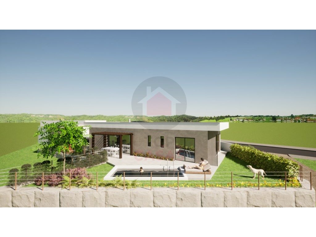 Moradia contemporânea em fase de construção perto de Alcobaça - Grande imagem: 1/21