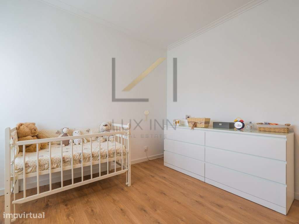 Andar de Moradia T2 + 1 Duplex Remodelado com Cave, Garagem Box e L...-8