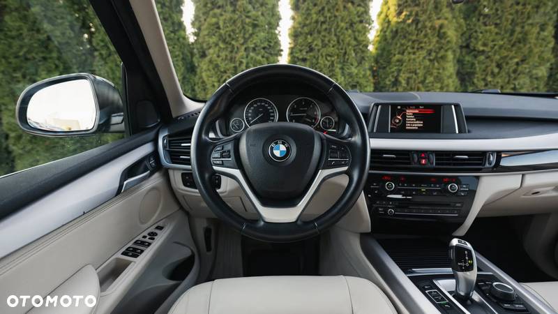 BMW X5 xDrive25d - 11