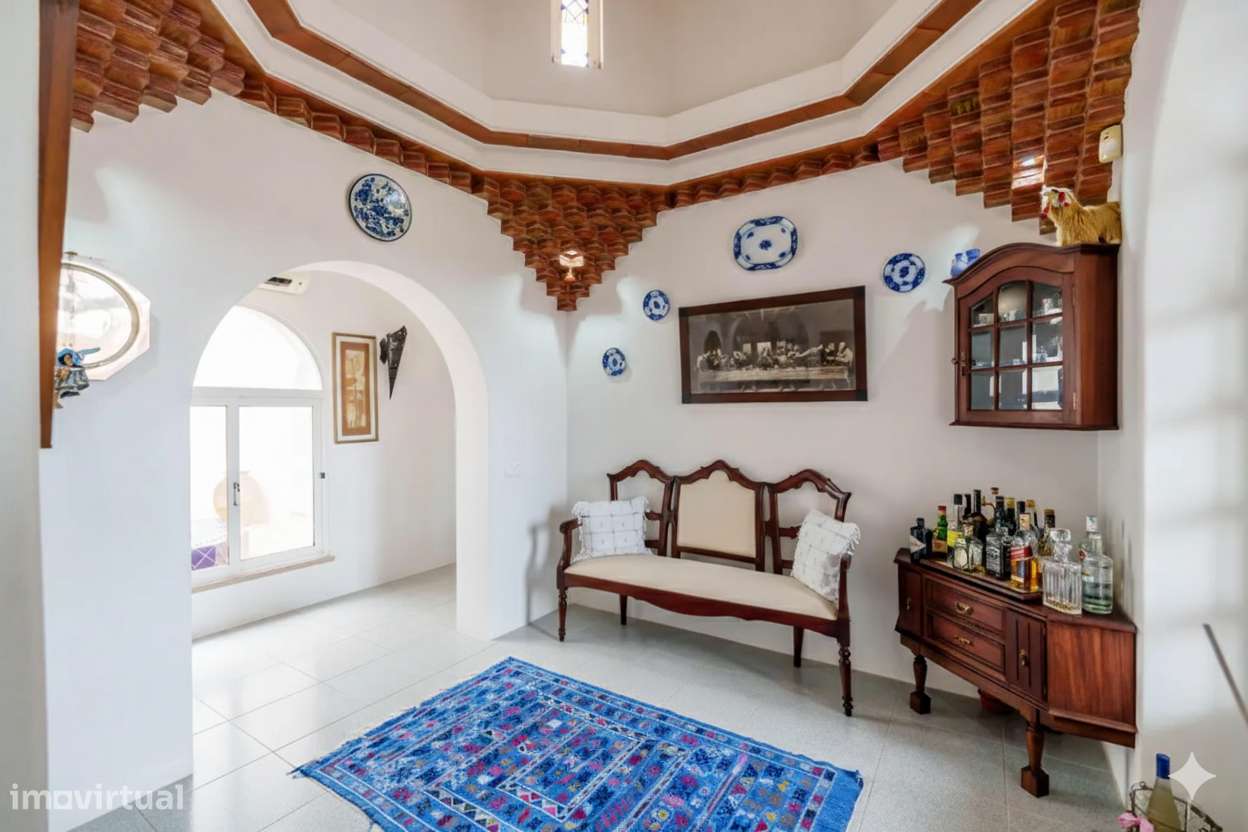 PARA VENDA: Moradia T6 com Vista Panorâmica em Silves – Algarve - Grande imagem: 4/29