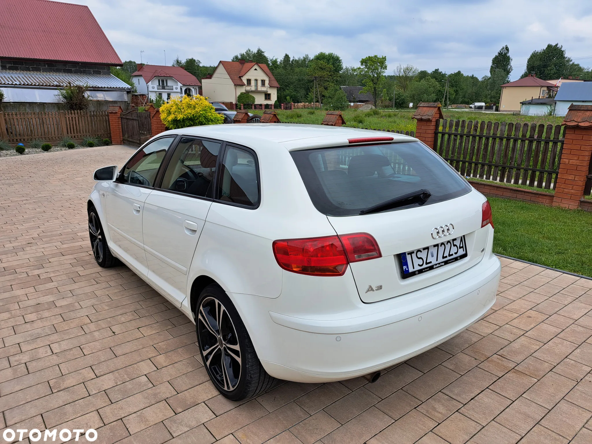 Audi A3 1.6 FSI Attraction - 6