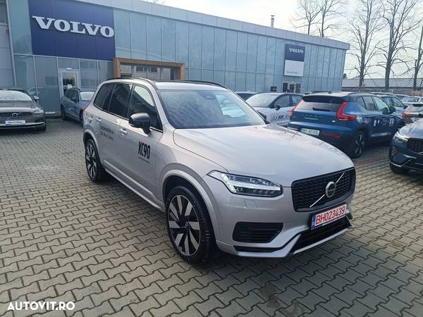 Volvo XC 90 Recharge T8 AWD Plus Dark - 5