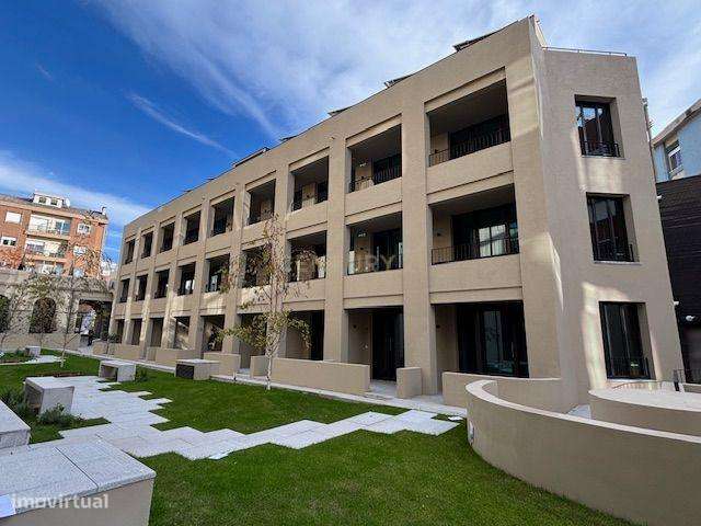 Apartamento T1 com lugar de garagem – Edificio Pharmacia – Cedofeita-9