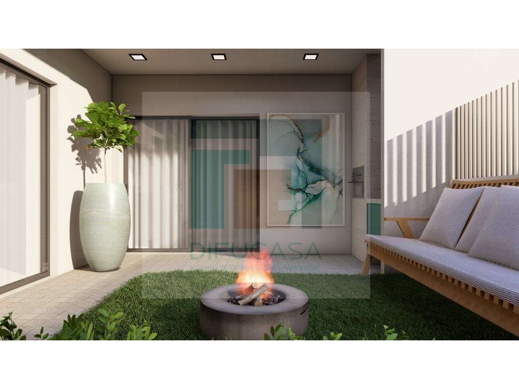 Moradia Geminada T3+1 com 2 Suítes-6