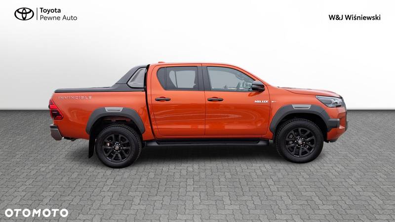 Toyota Hilux 2.8 D-4D Double Cab Invincible Sport 4x4 - 4